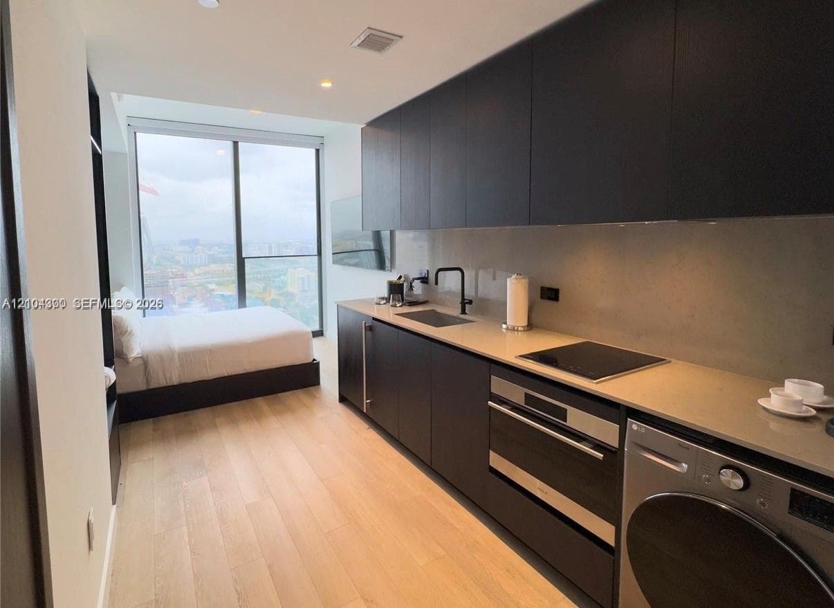 E11EVEN Hotel & Residences · #2512B in Miami - Photo 8