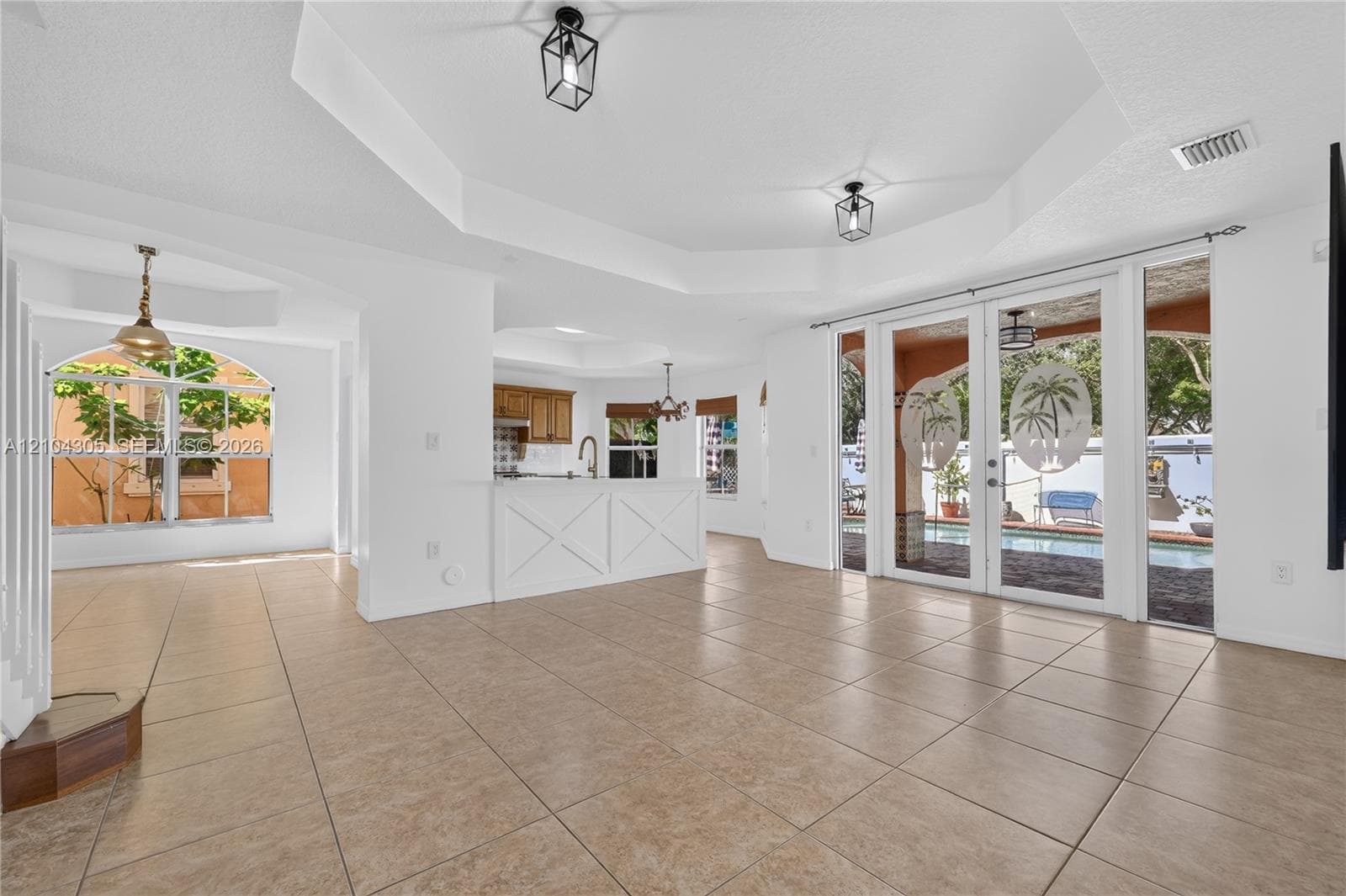 15261 SW 26th Ter photo 8