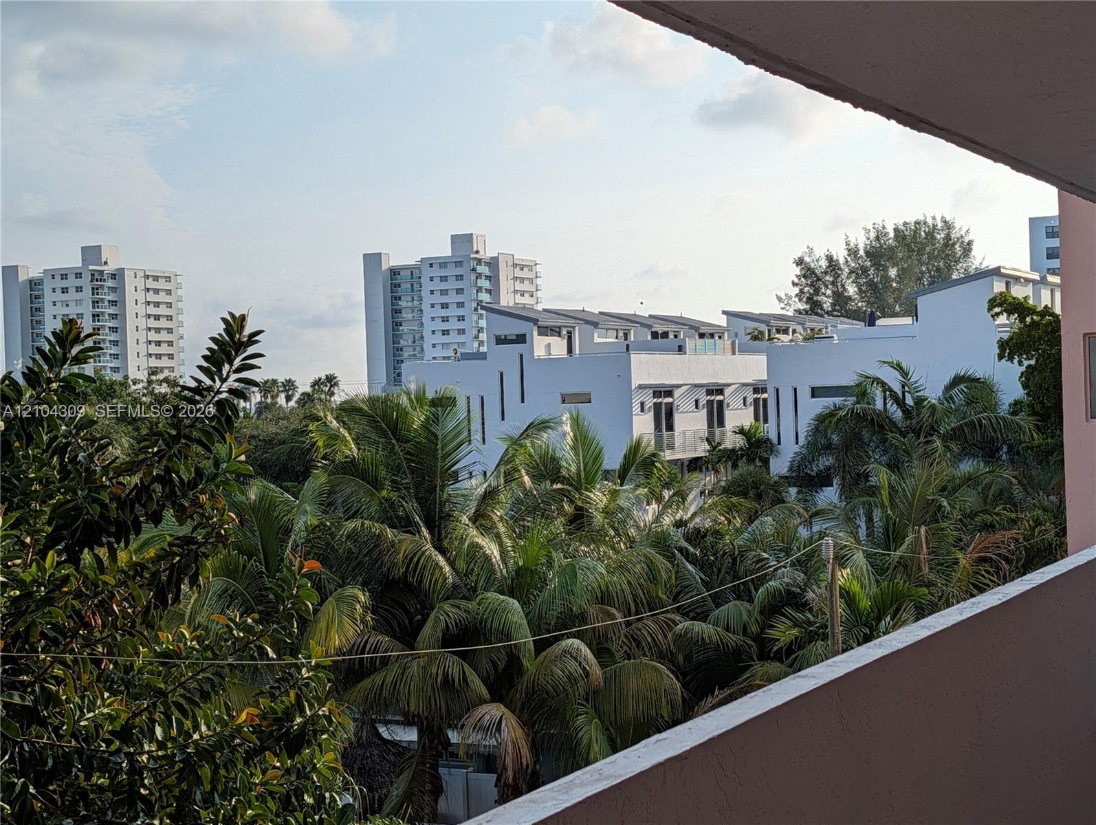 LEISURE SHORES · #408 in Pompano Beach - Photo 13