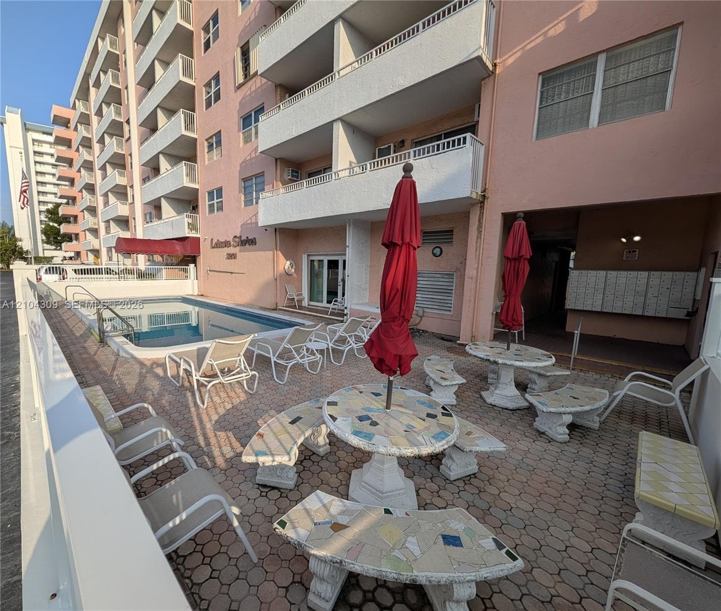 LEISURE SHORES · #408 in Pompano Beach - Photo 16
