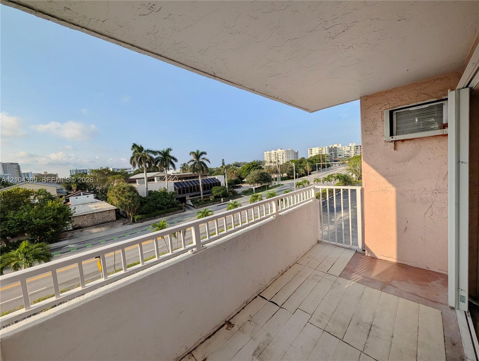 LEISURE SHORES · #408 in Pompano Beach - Photo 12