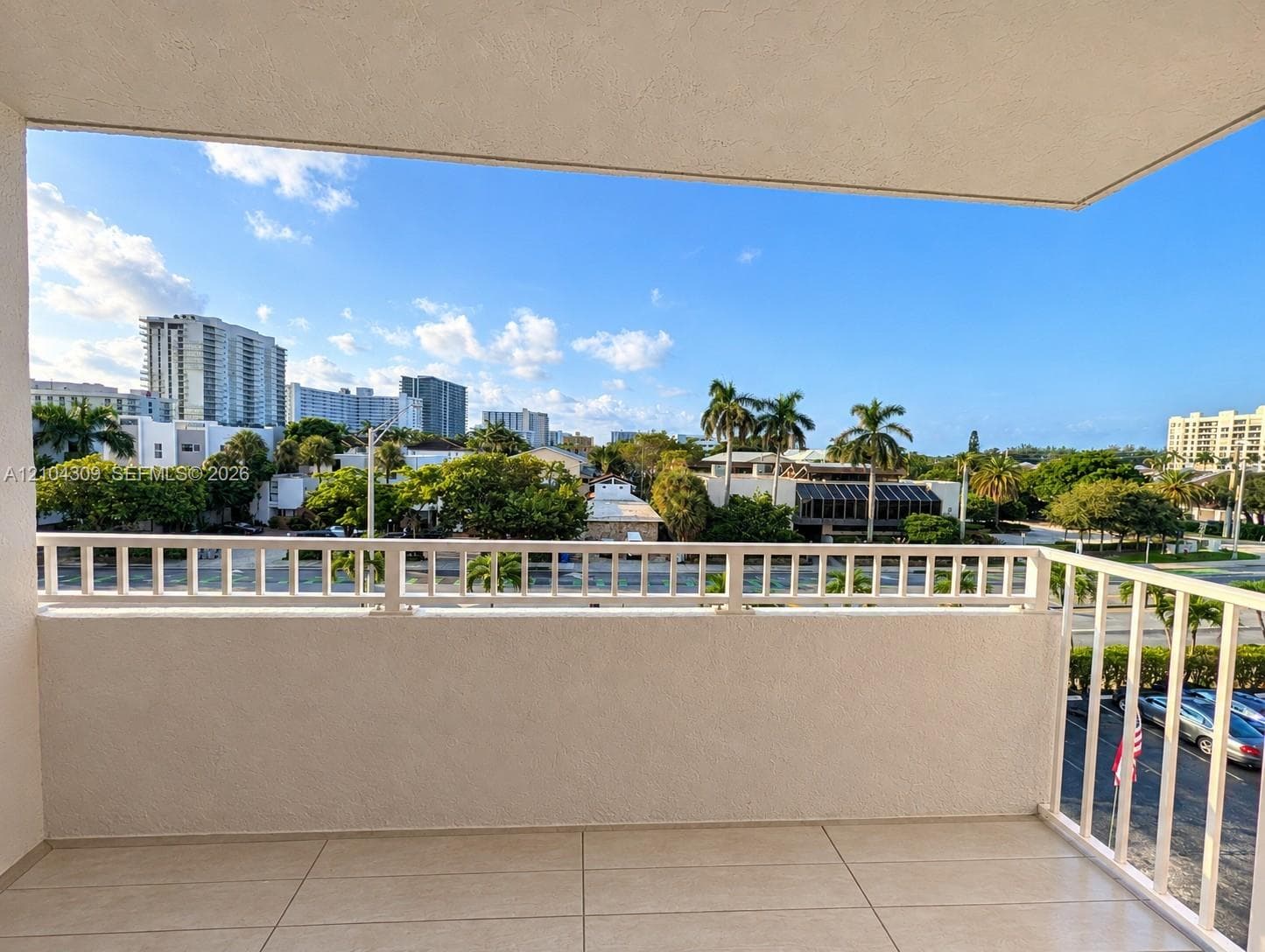 LEISURE SHORES · #408 in Pompano Beach - Photo 11
