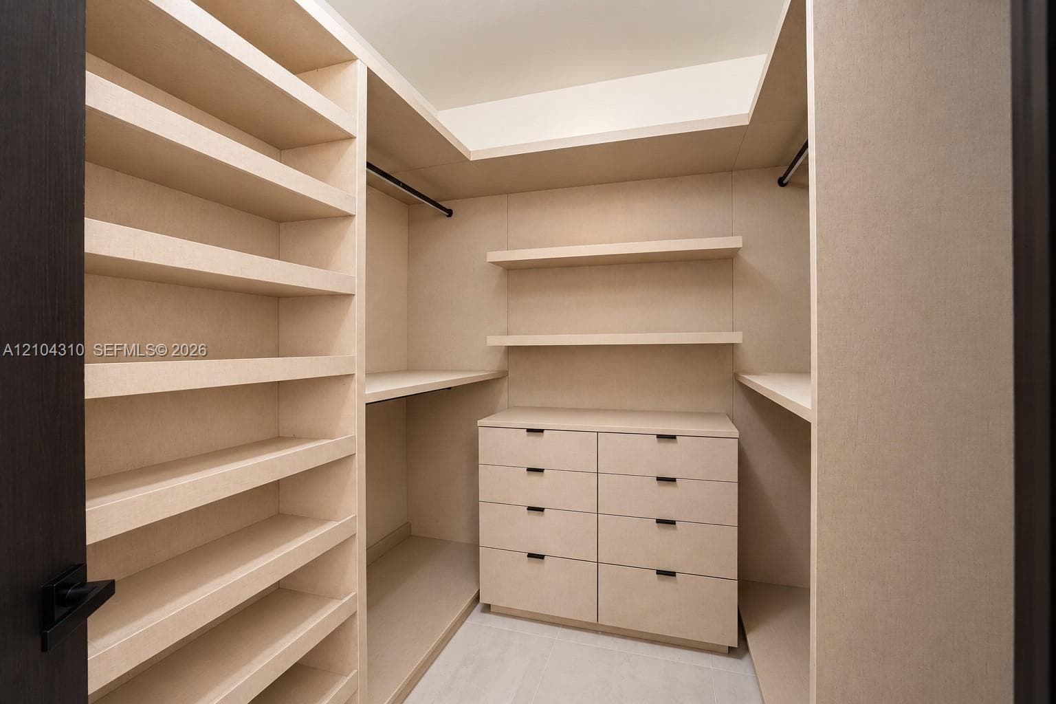 Mystic Pointe Tower 500 · #415 in Aventura - Photo 16