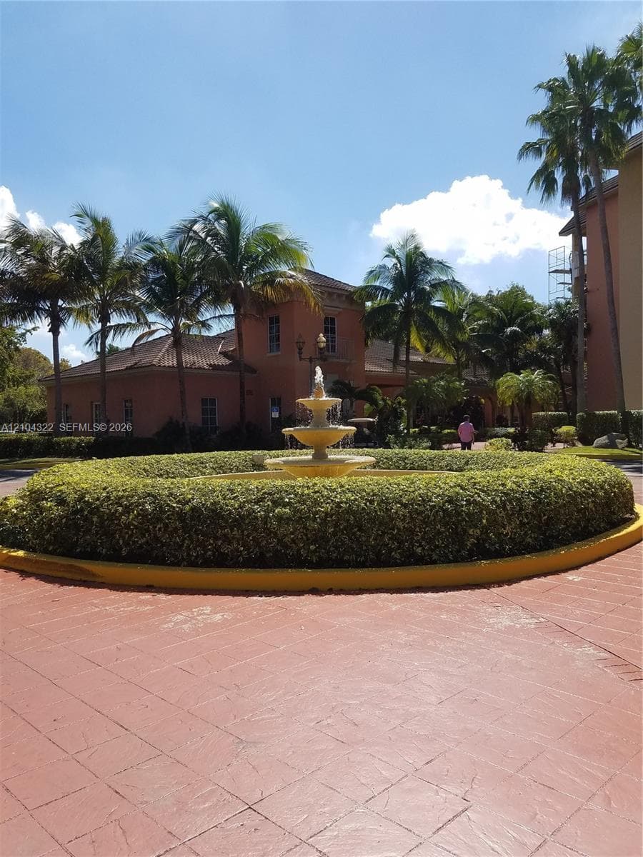 LAS VISTAS AT DORAL CONDO · #553 in Doral - Photo 6