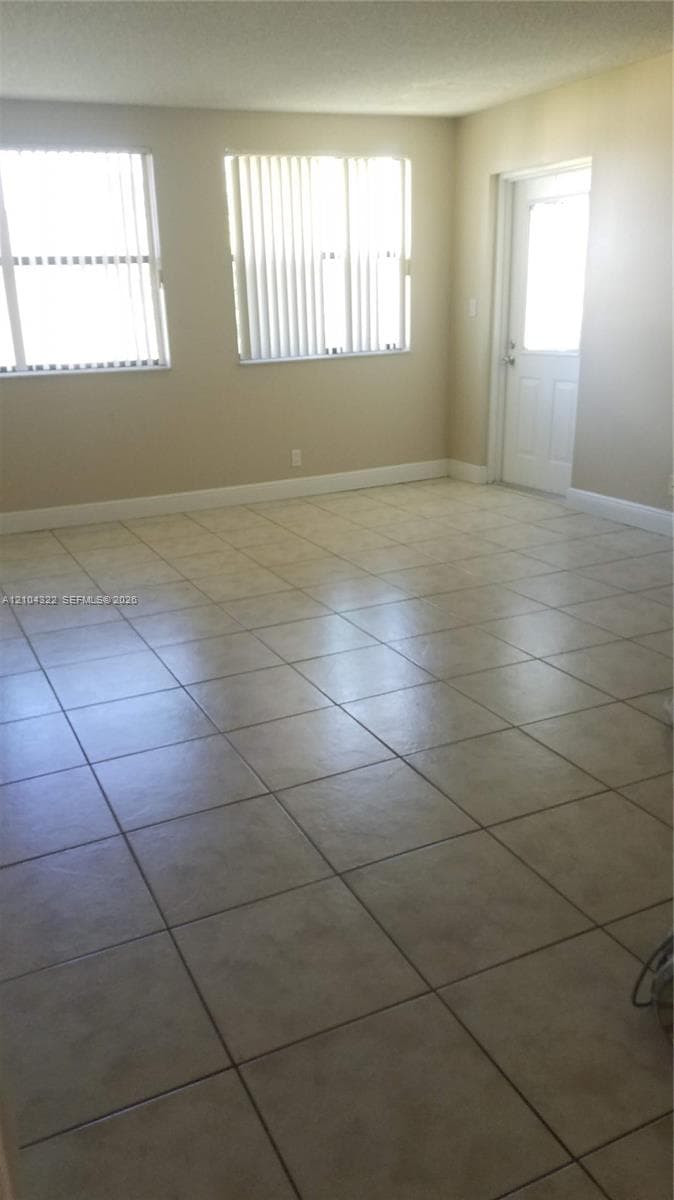 LAS VISTAS AT DORAL CONDO · #553 in Doral - Photo 3