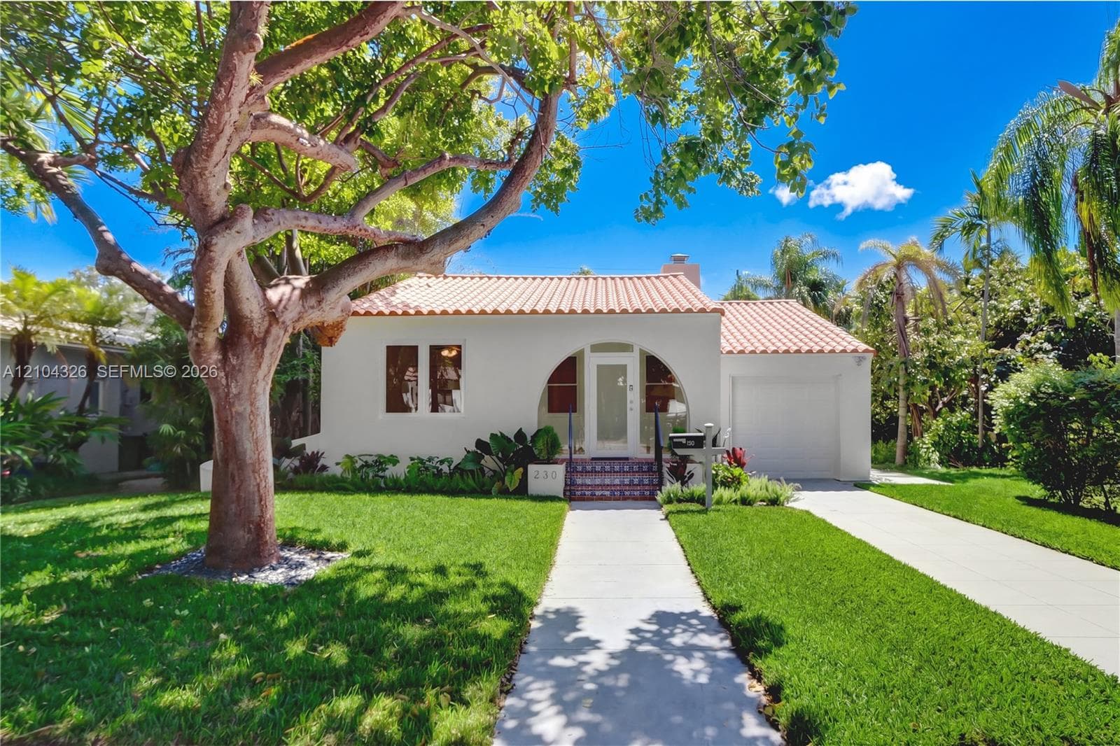 230 Aledo Ave. photo 1