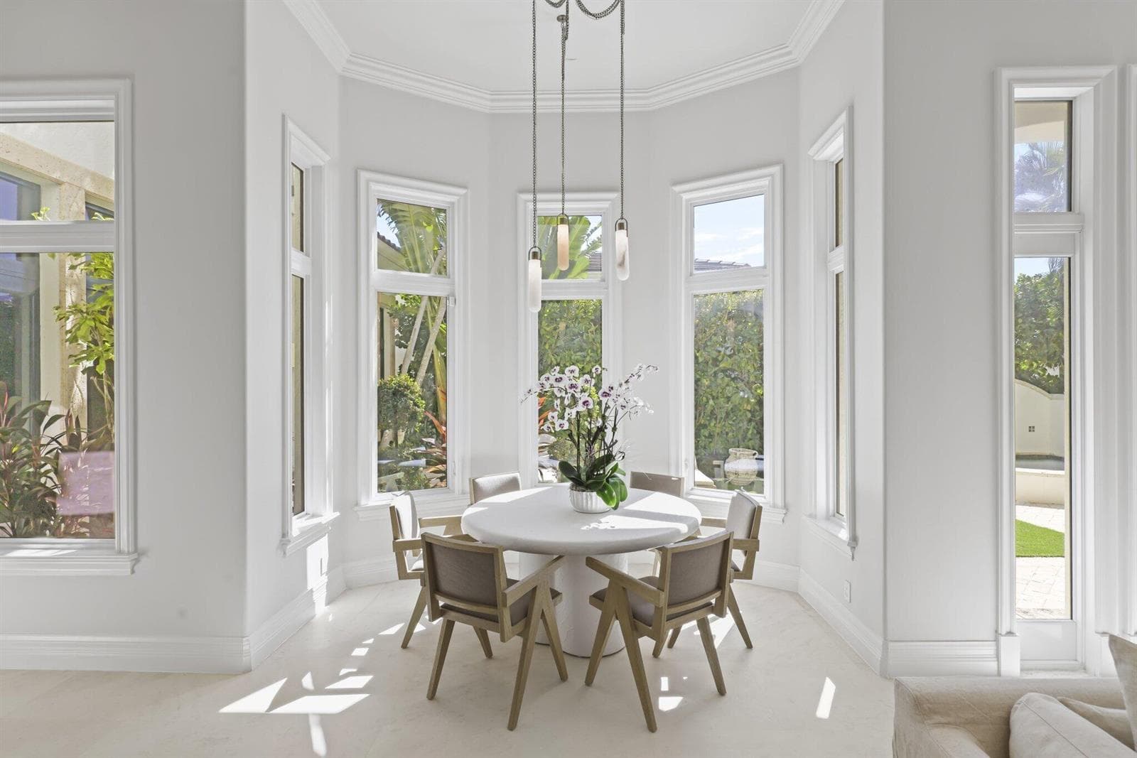 1010 Grand Court - 34.jpg-SMALL
