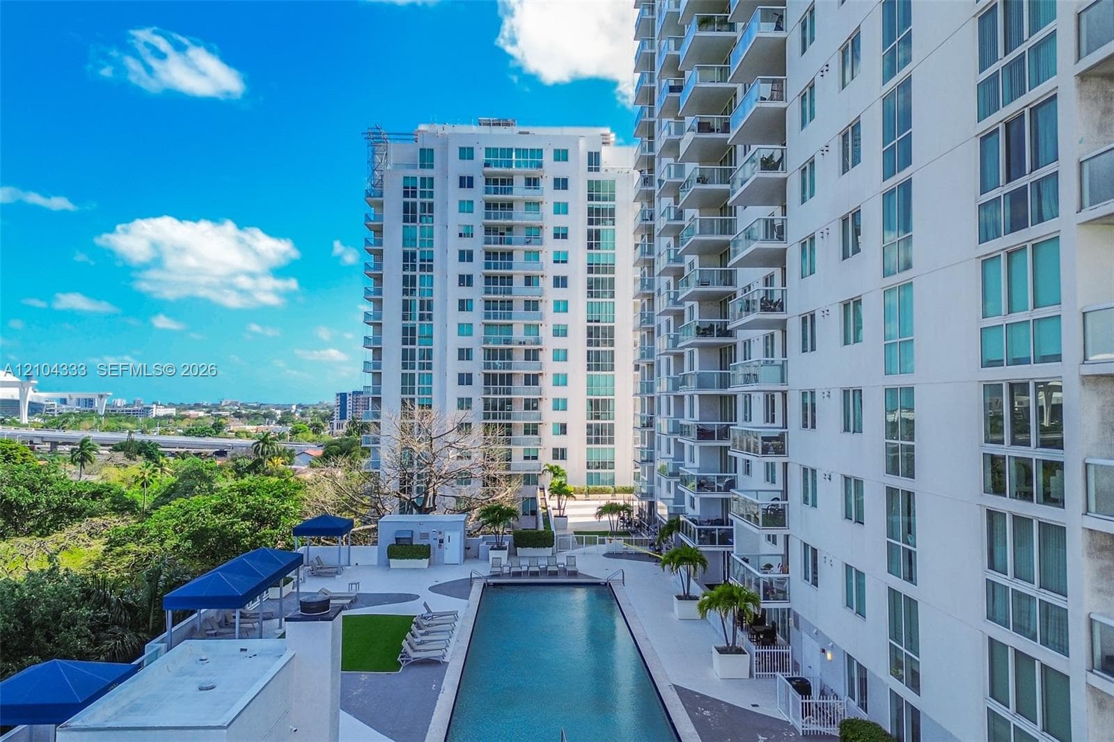 TERRAZAS RIVERPARK VILLAG · #1806 in Miami - Photo 17