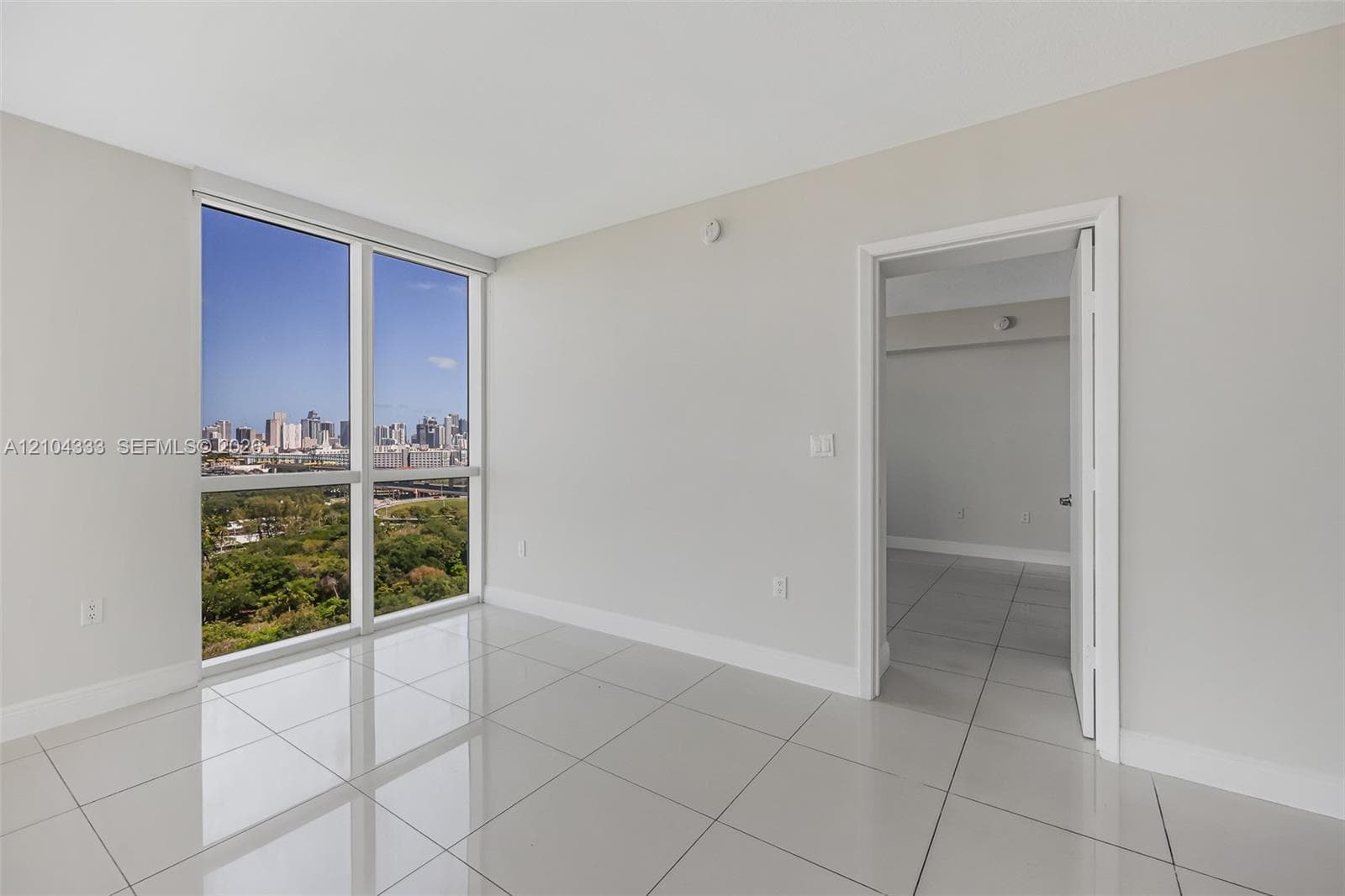 TERRAZAS RIVERPARK VILLAG · #1806 in Miami - Photo 32