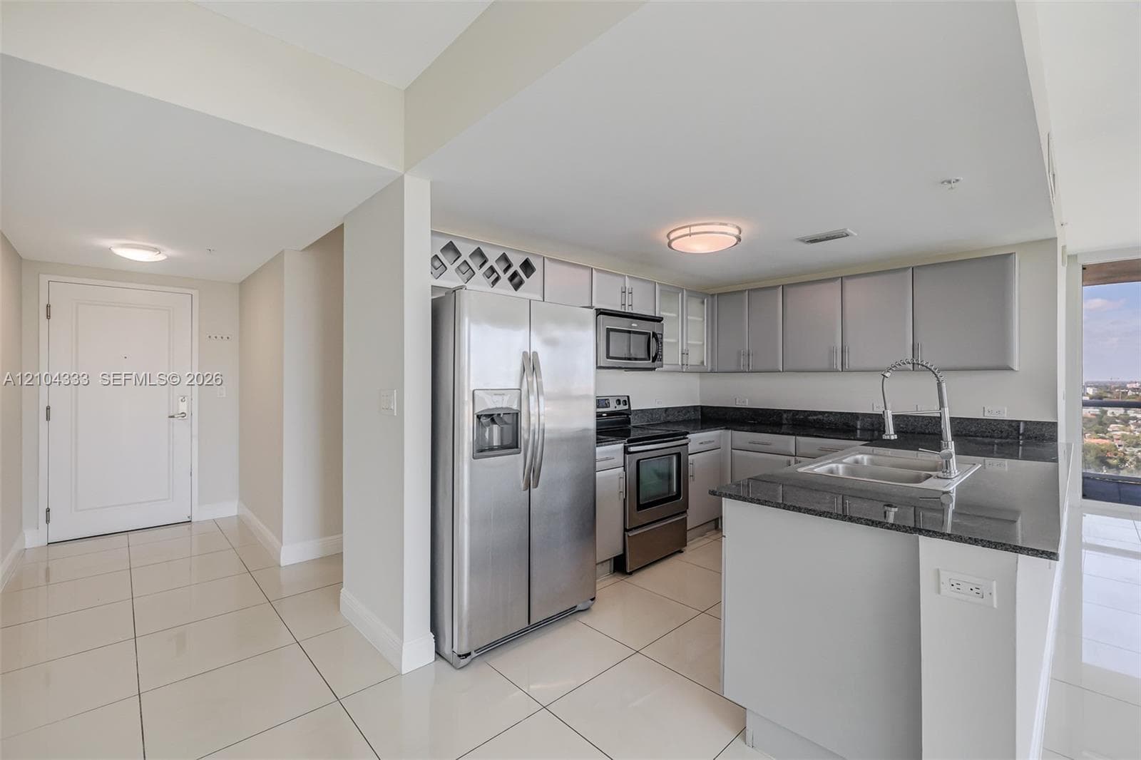 TERRAZAS RIVERPARK VILLAG · #1806 in Miami - Photo 5