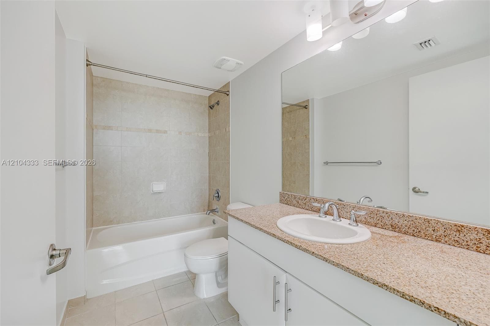 TERRAZAS RIVERPARK VILLAG · #1806 in Miami - Photo 10