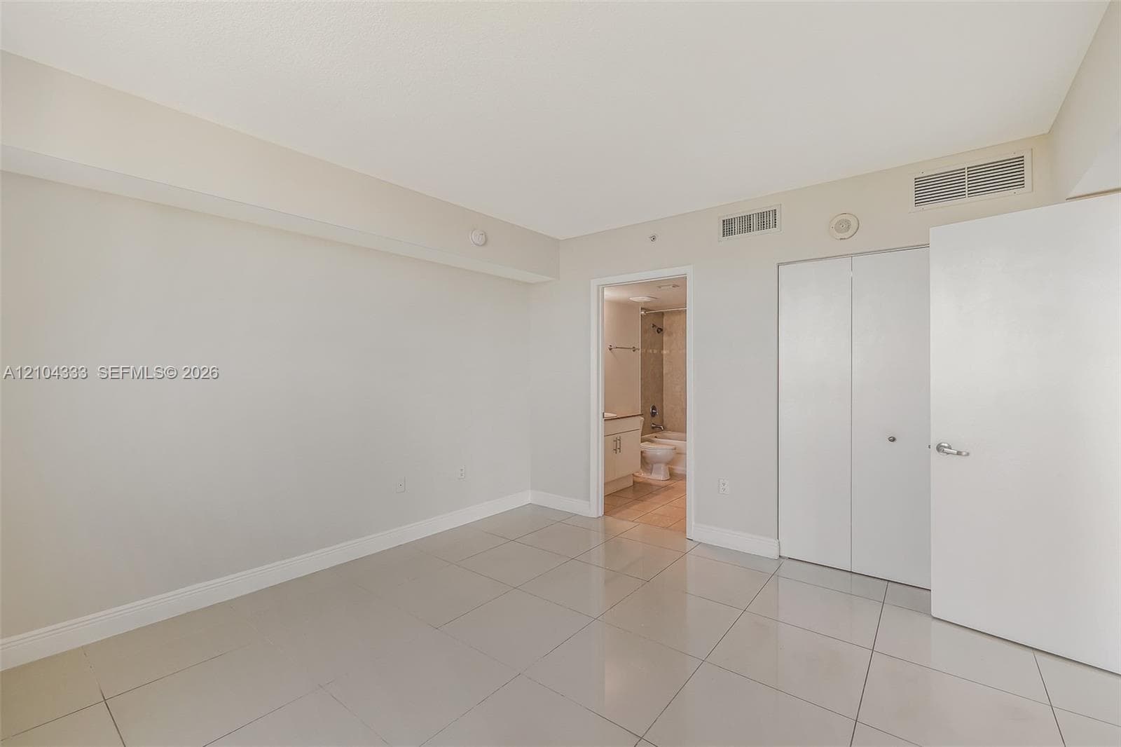 TERRAZAS RIVERPARK VILLAG · #1806 in Miami - Photo 18