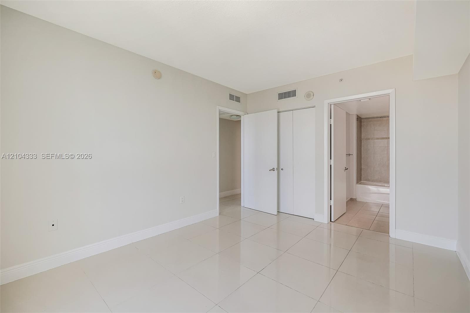 TERRAZAS RIVERPARK VILLAG · #1806 in Miami - Photo 29