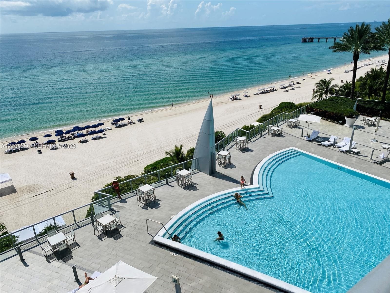 Jade Ocean · #907 in Sunny Isles Beach - Photo 2