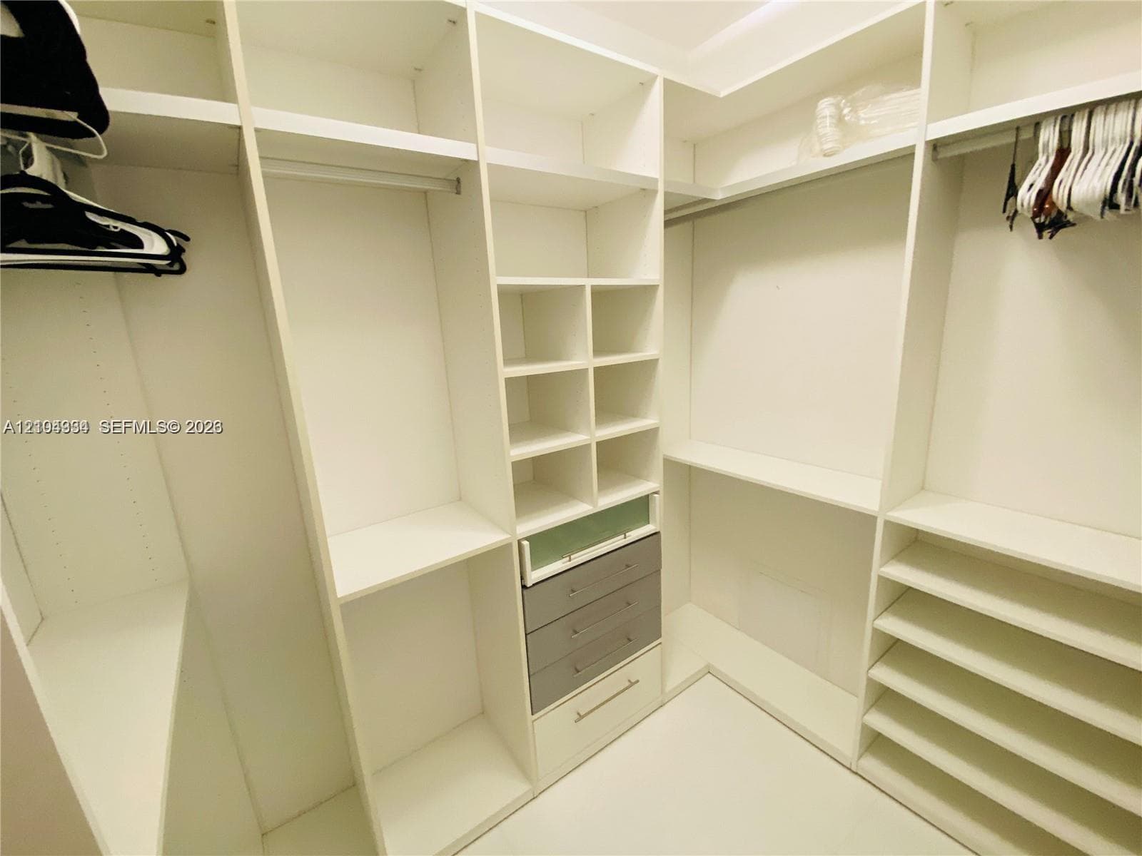 Jade Ocean · #907 in Sunny Isles Beach - Photo 12