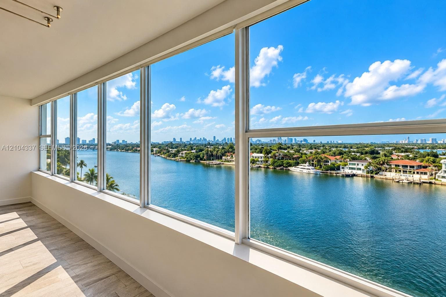 5600 Collins · #9S in Miami Beach - Photo 4