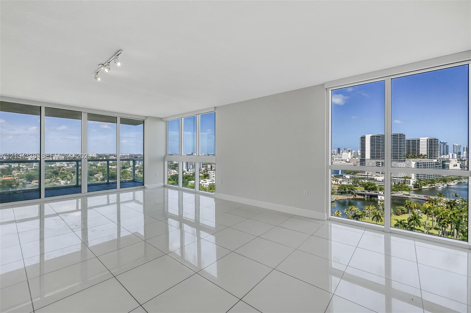 TERRAZAS RIVERPARK VILLAG · #2306 in Miami - Photo 6