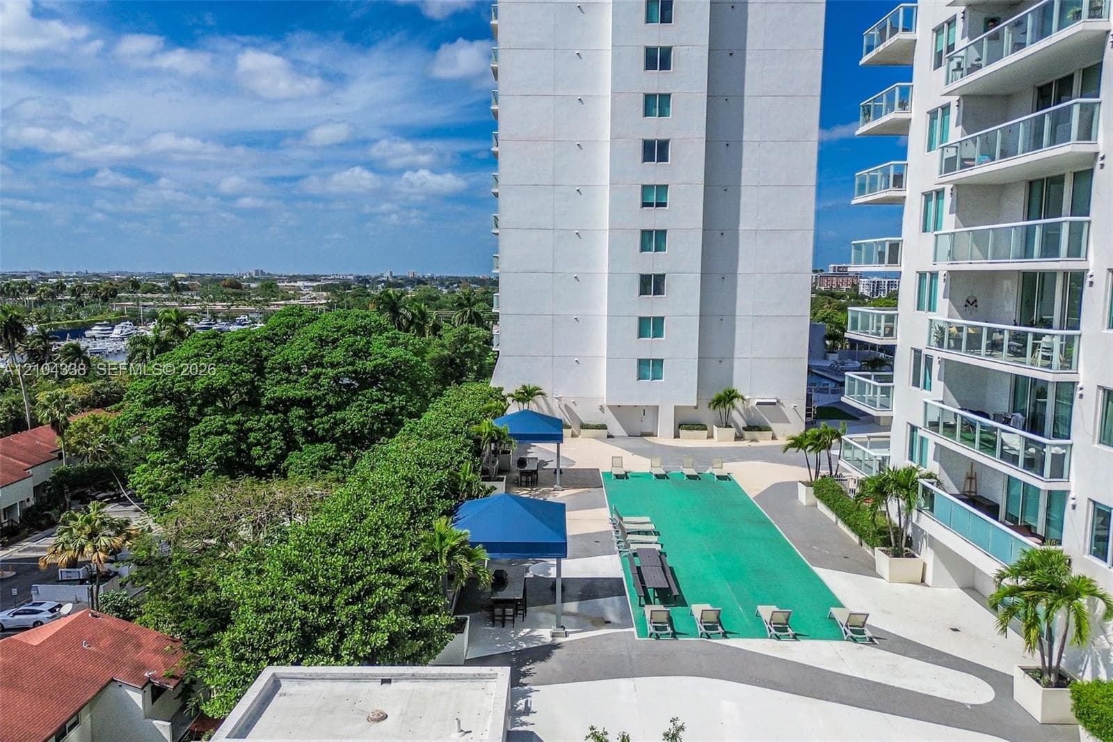 TERRAZAS RIVERPARK VILLAG · #2306 in Miami - Photo 22