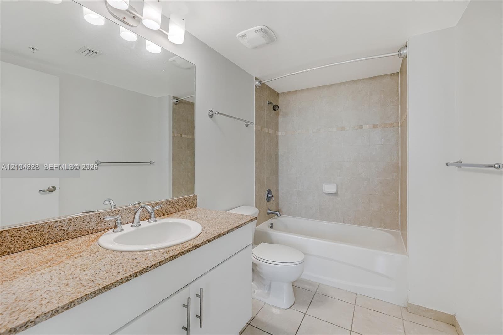 TERRAZAS RIVERPARK VILLAG · #2306 in Miami - Photo 45