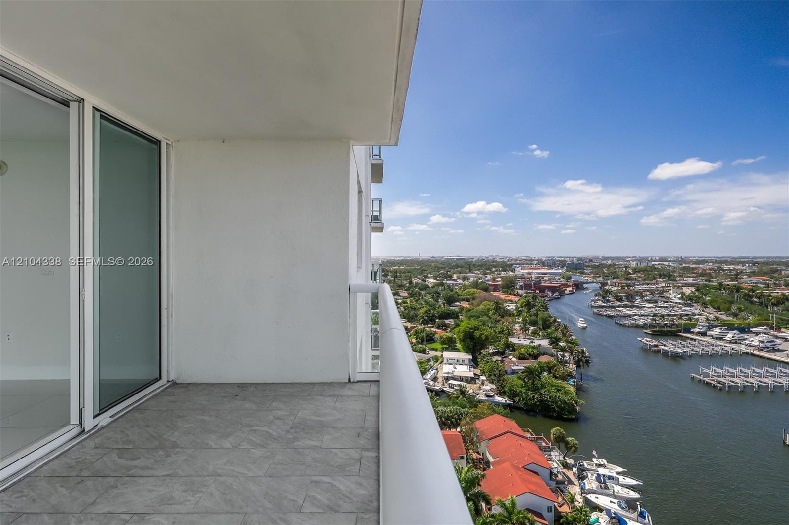 TERRAZAS RIVERPARK VILLAG · #2306 in Miami - Photo 18