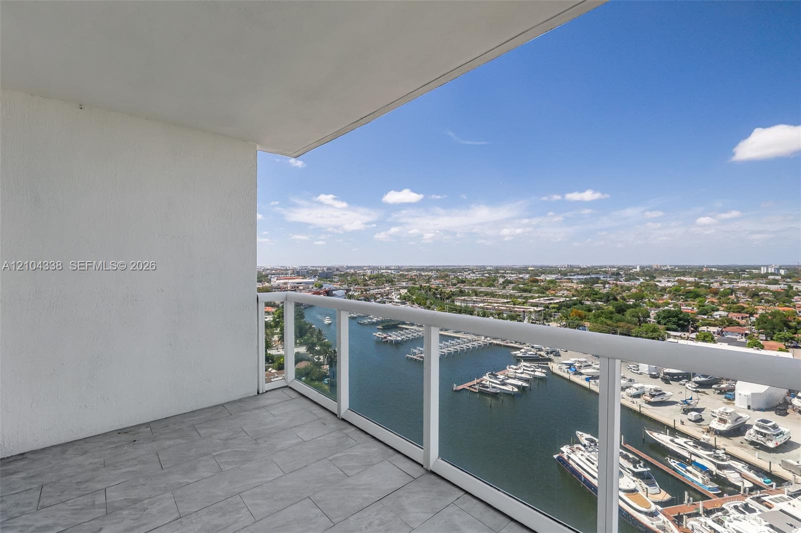 TERRAZAS RIVERPARK VILLAG · #2306 in Miami - Photo 15