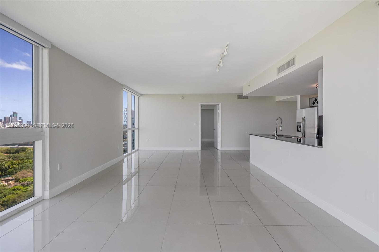 TERRAZAS RIVERPARK VILLAG · #2306 in Miami - Photo 11