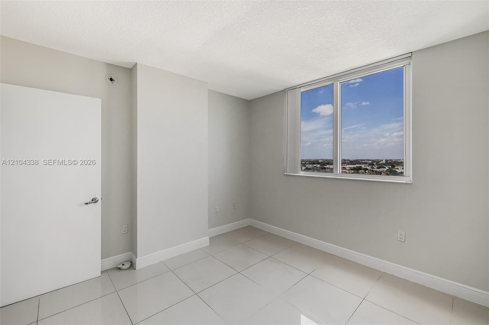 TERRAZAS RIVERPARK VILLAG · #2306 in Miami - Photo 19