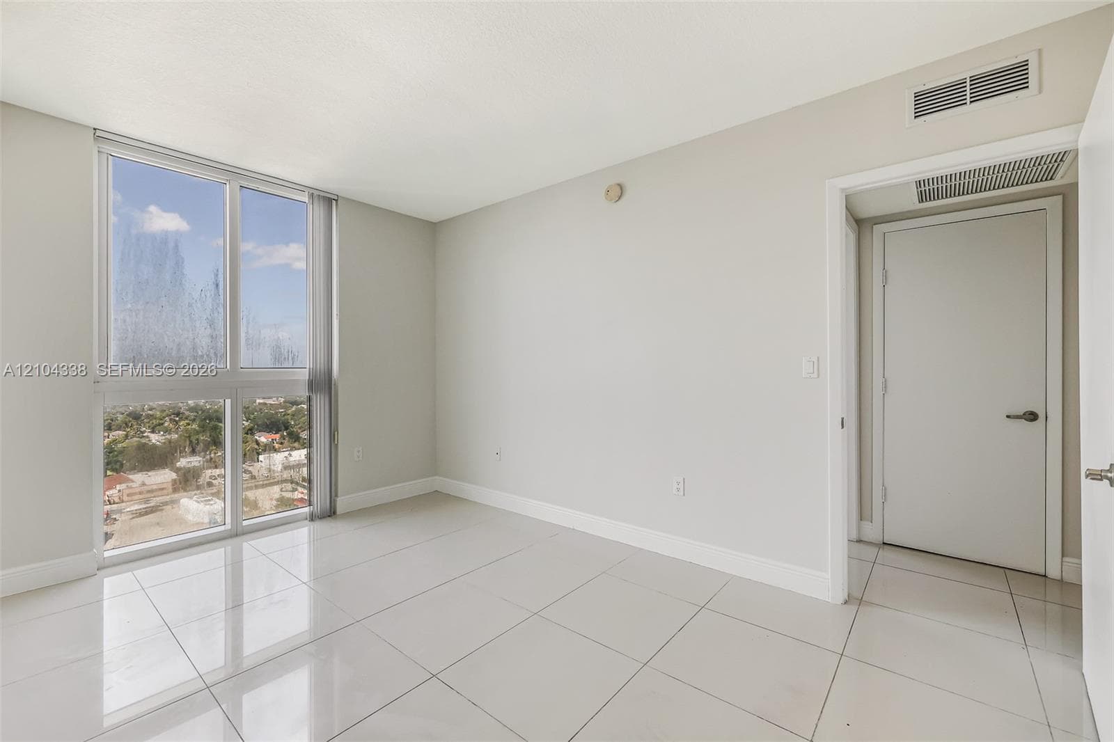 TERRAZAS RIVERPARK VILLAG · #2306 in Miami - Photo 35
