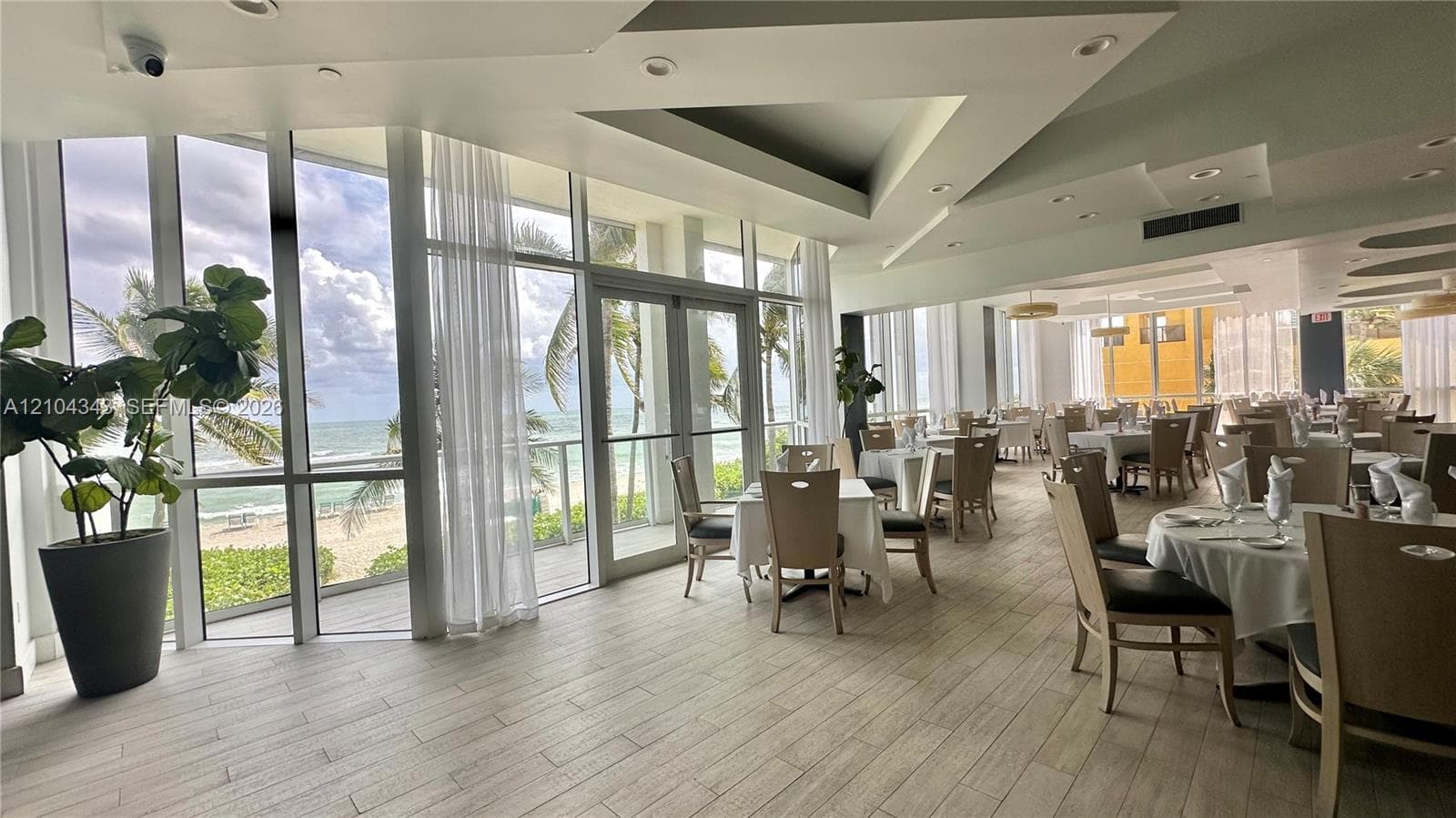 Oceania I · #1215 in Sunny Isles Beach - Photo 30