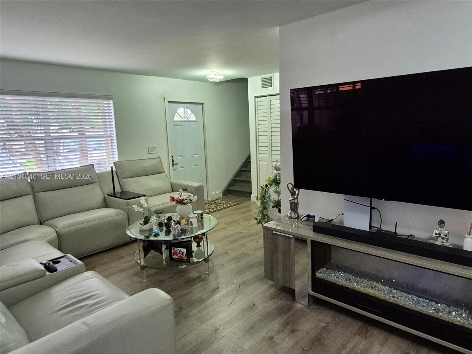 203 NE 12th Ave #203 photo 6