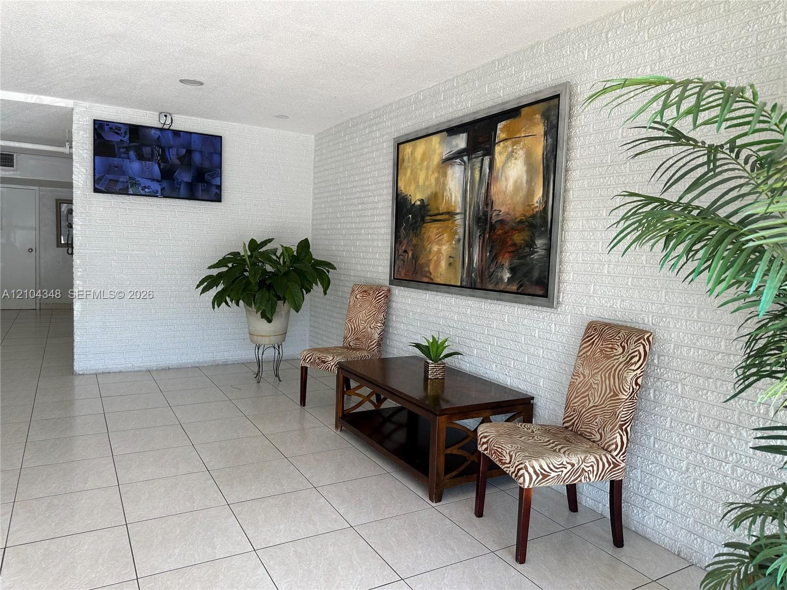 FOUNTAINVIEW CONDO NO 4 · #211 in Miami - Photo 13