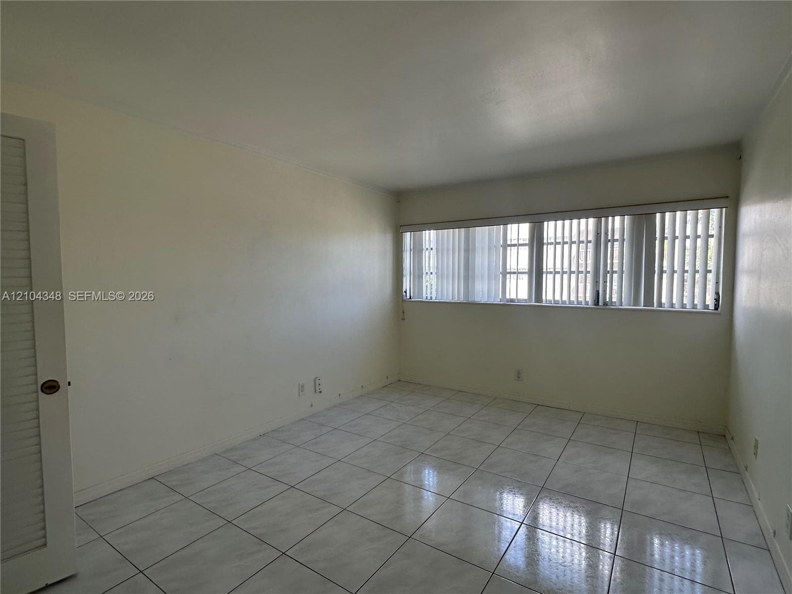 FOUNTAINVIEW CONDO NO 4 · #211 in Miami - Photo 3