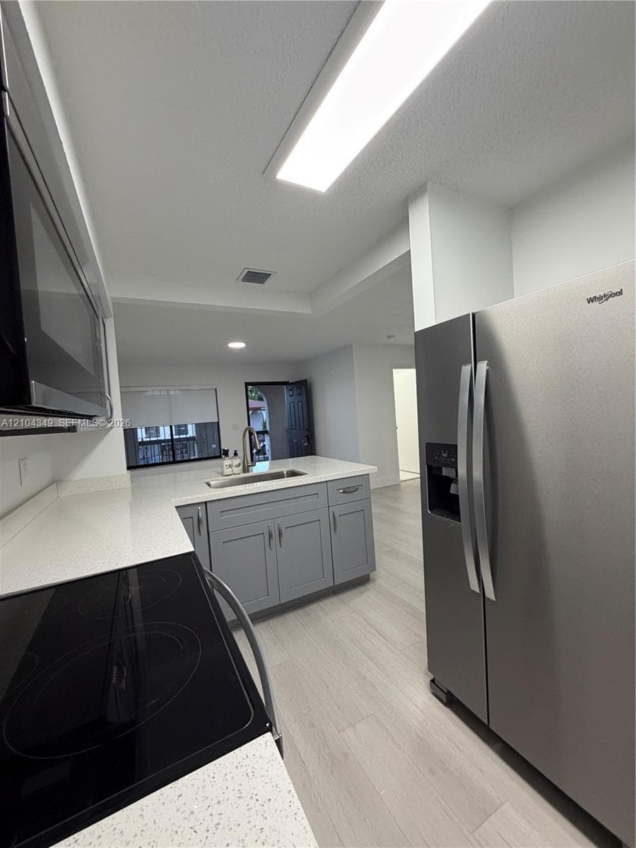 LAS HADAS CONDO · #8C in Hialeah - Photo 13