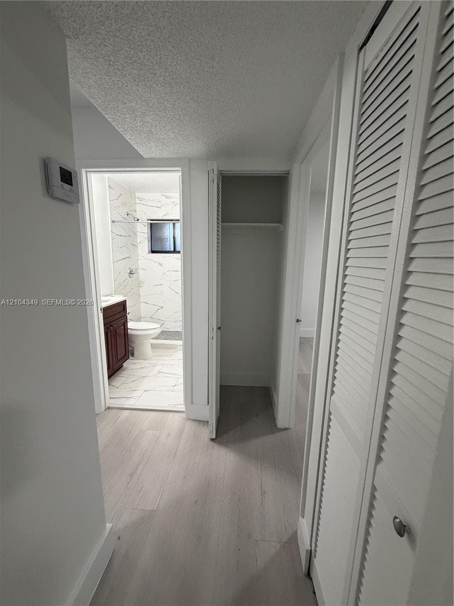LAS HADAS CONDO · #8C in Hialeah - Photo 18