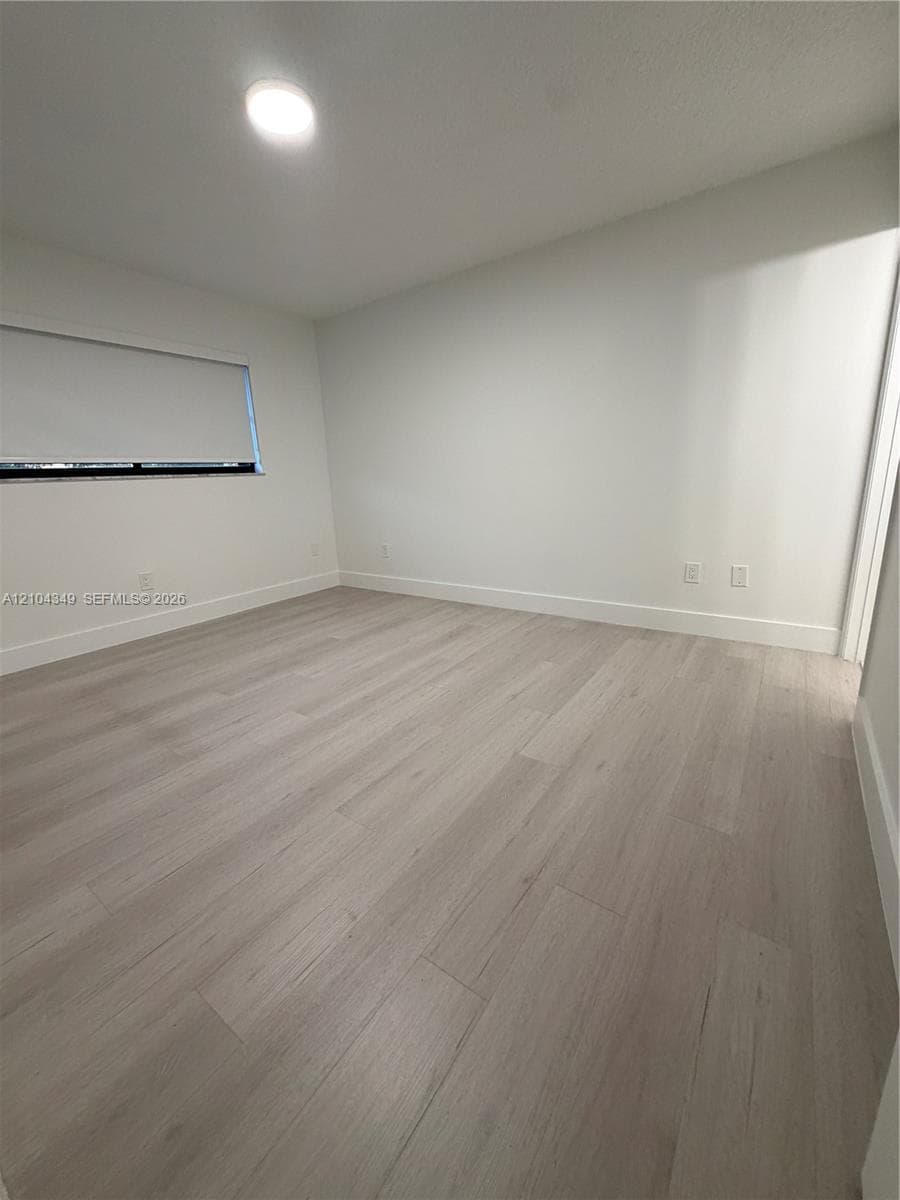 LAS HADAS CONDO · #8C in Hialeah - Photo 15