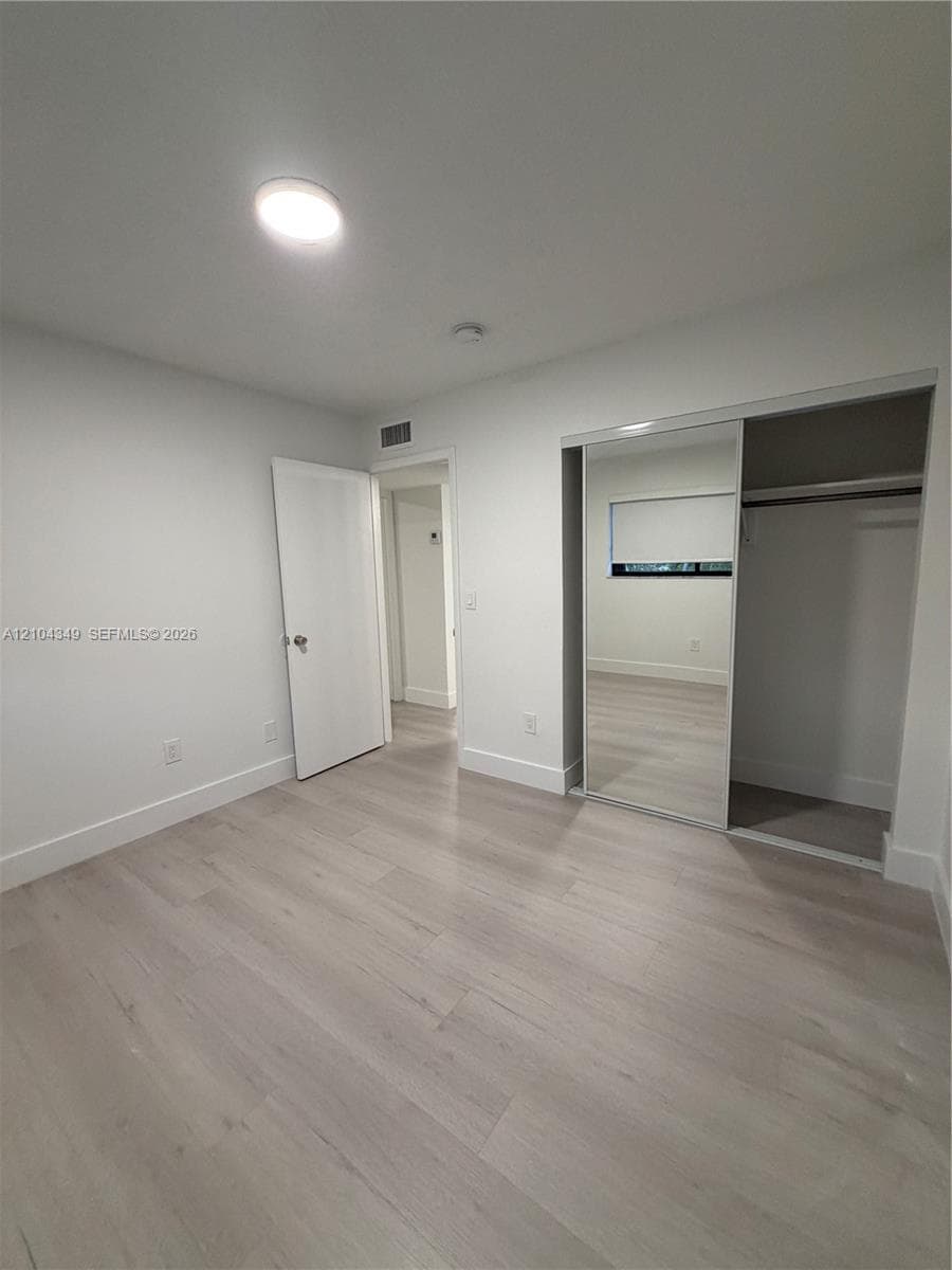 LAS HADAS CONDO · #8C in Hialeah - Photo 19