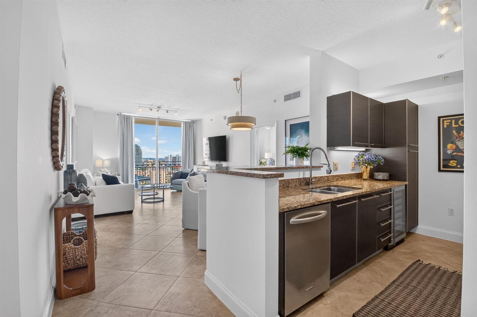 Kitchen & Living Area