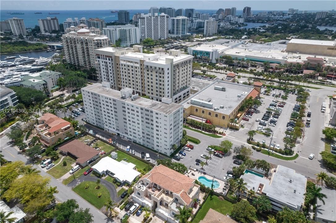 HORIZON HOUSE CONDO · #301 in Fort Lauderdale - Photo 2