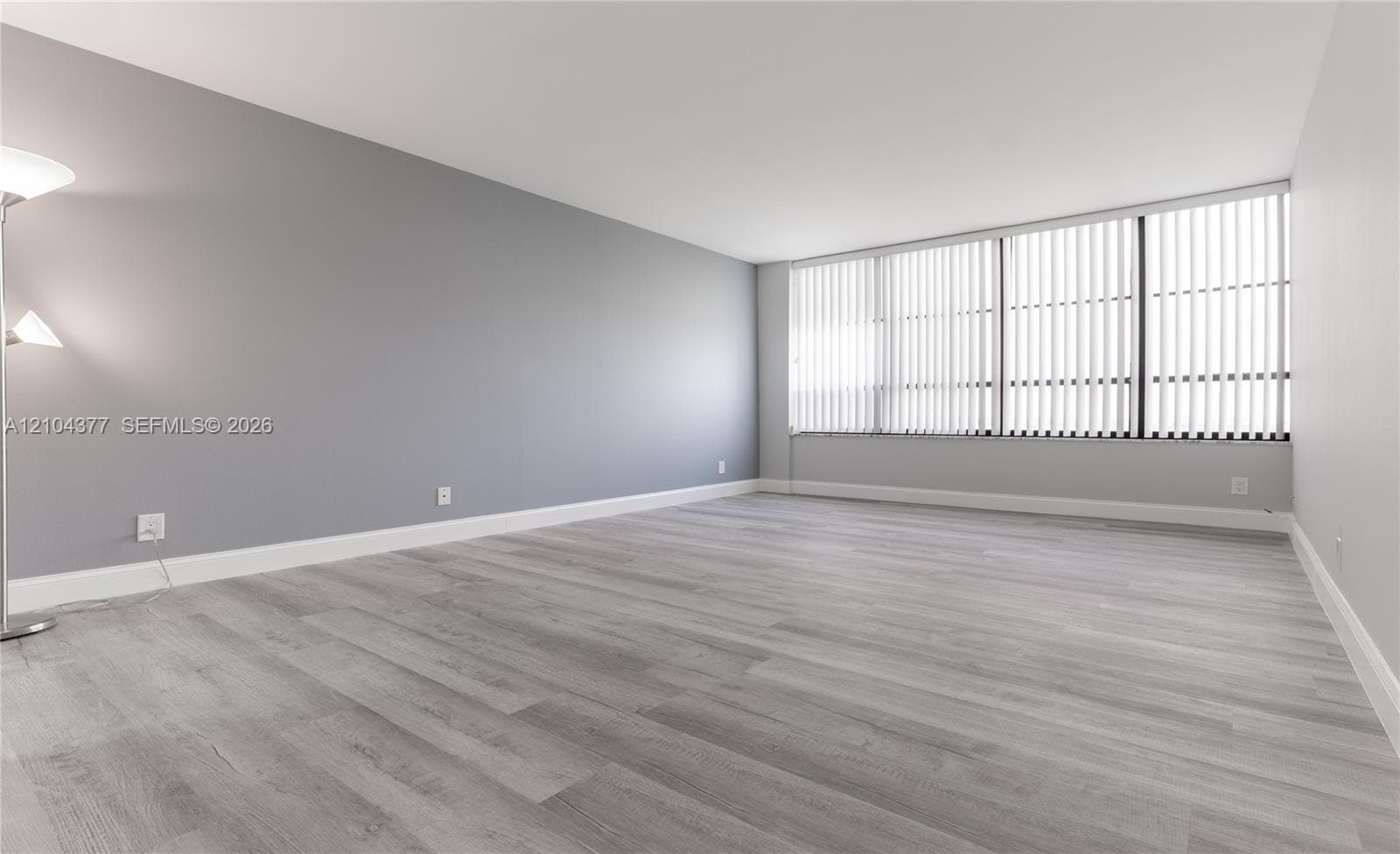 OLYMPUS CONDO · #1110 in Hallandale Beach - Photo 3