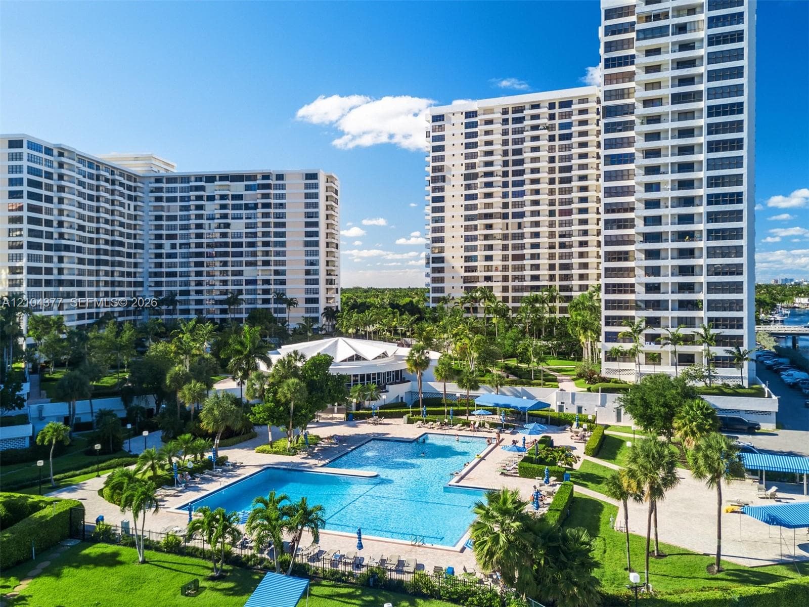 OLYMPUS CONDO · #1110 in Hallandale Beach - Photo 58