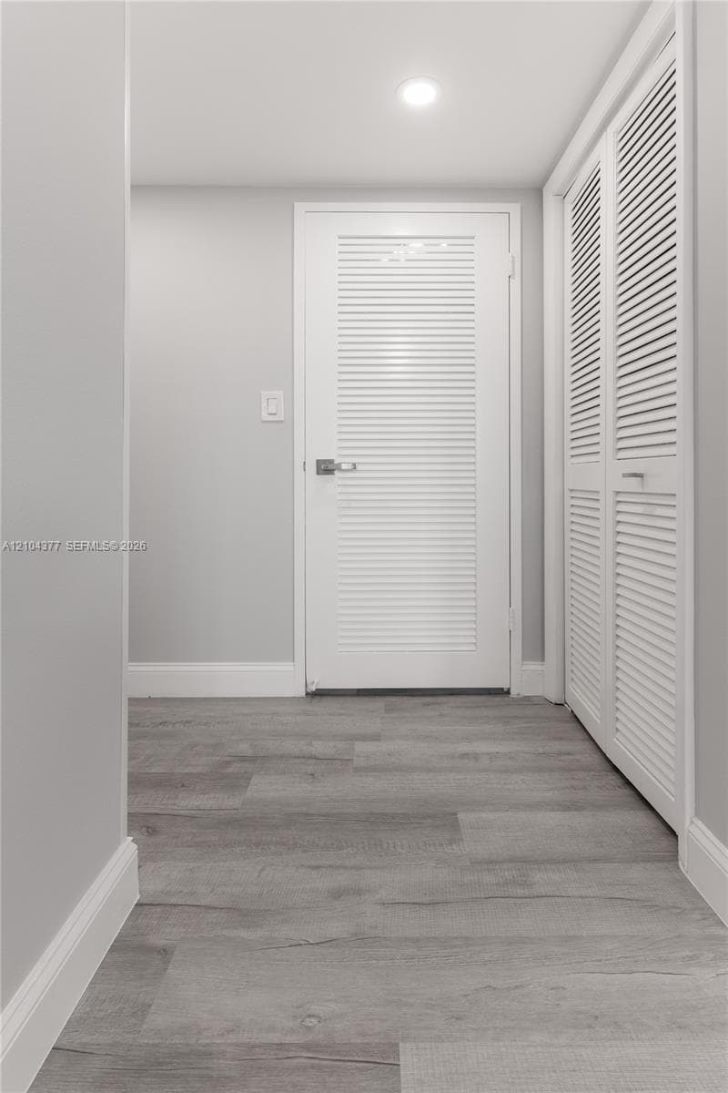 OLYMPUS CONDO · #1110 in Hallandale Beach - Photo 15