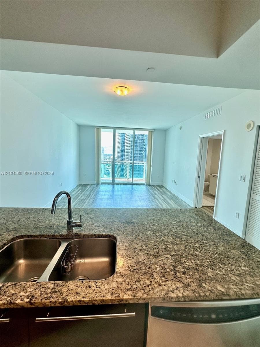 The Plaza on Brickell West · #3403 in Miami - Photo 11