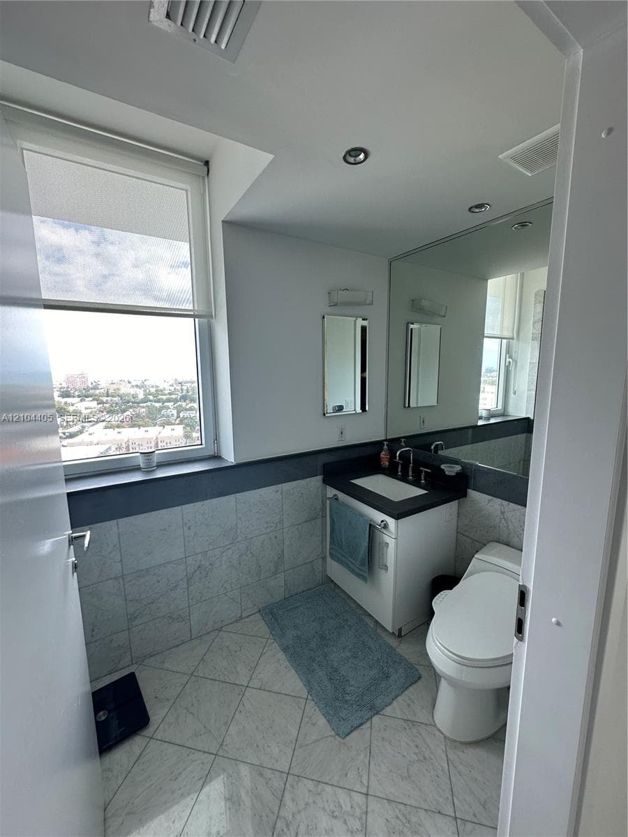 Bentley Bay · #1811 in Miami Beach - Photo 13