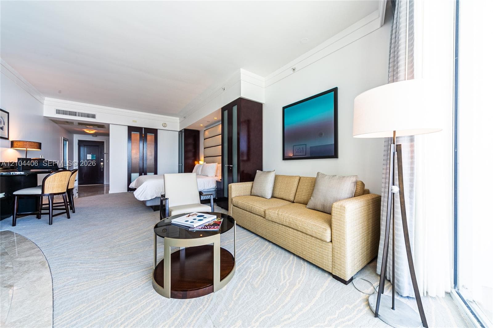 Fontainebleau III Ocean Club (Sorrento) · #1015 in Miami Beach - Photo 2