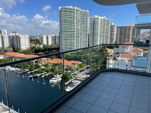 Turnberry Isle · #18L in Aventura - Photo 2