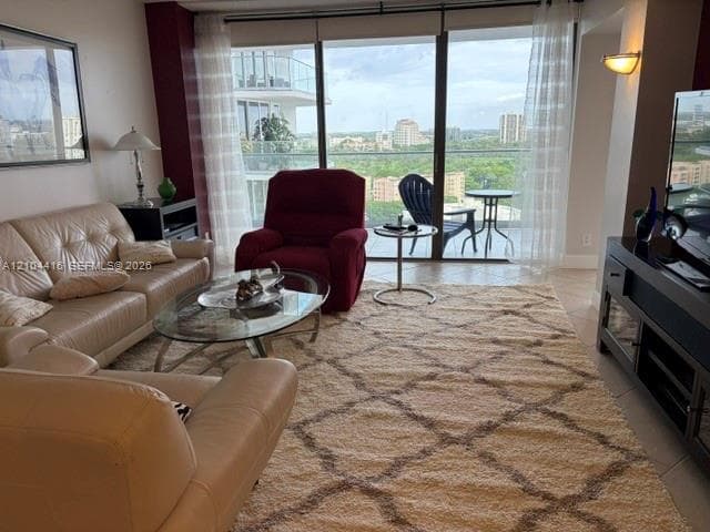 Turnberry Isle · #18L in Aventura - Photo 12
