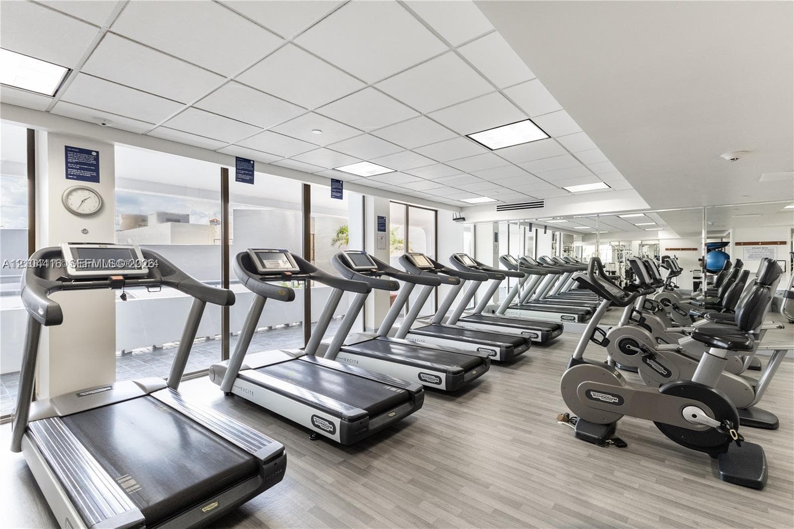 Turnberry Isle · #18L in Aventura - Photo 53