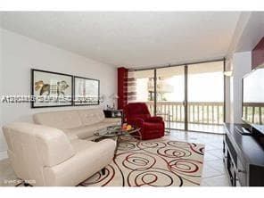 Turnberry Isle · #18L in Aventura - Photo 18