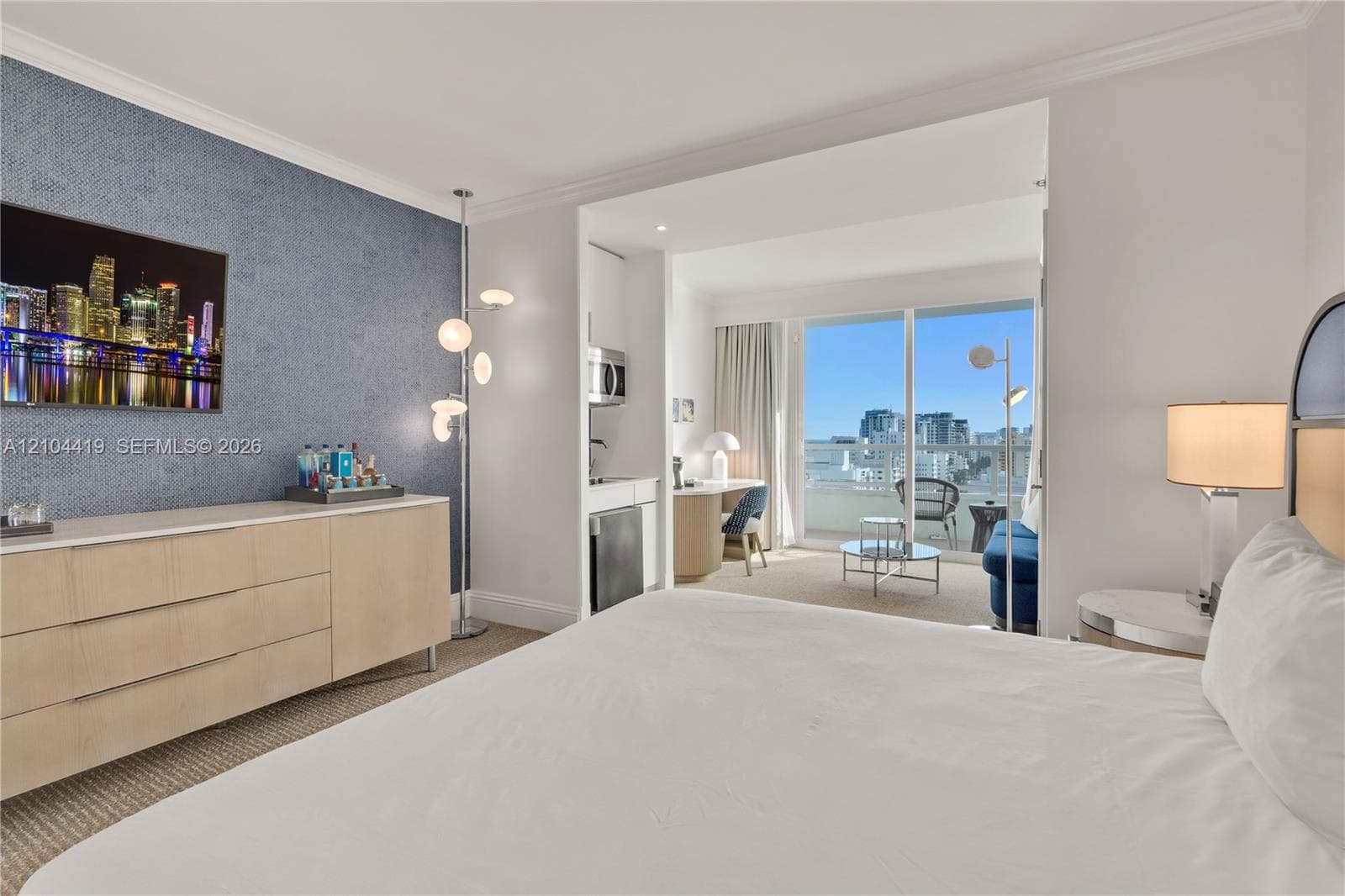 Fontainebleau Tresor · #1508 in Miami Beach - Photo 8