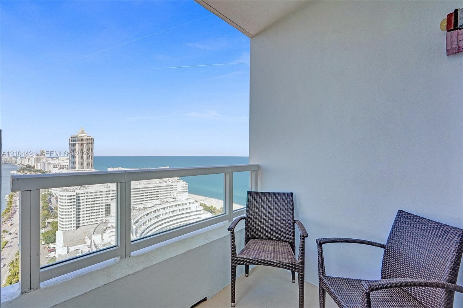 Fontainebleau Tresor · #2915 in Miami Beach - Photo 2